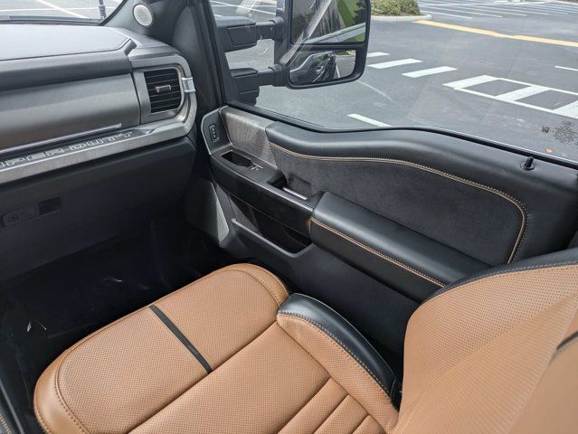 Used 2024 Ford F350 Platinum w/ FX4 Off-Road Package AWD/4WD image 17