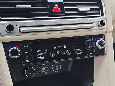 New 2026 Genesis G70 2.5T image 23