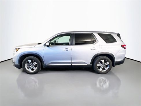 Used 2024 Honda Pilot EX-L image 4
