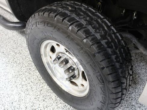 Used 2007 GMC Sierra 2500 SLT w/ Heavy-Duty Power Package image 27