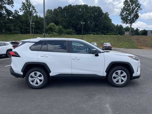 Used 2024 Toyota RAV4 LE AWD/4WD image 2