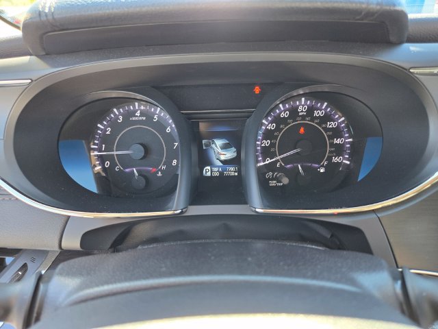 Used 2016 Toyota Avalon XLE Premium FWD image 33