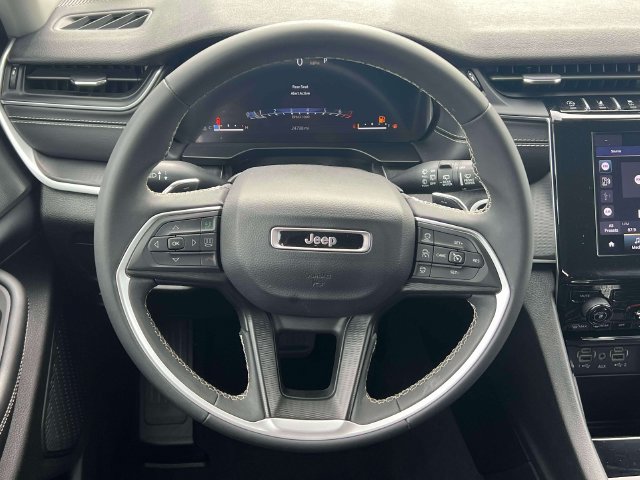 Used 2024 Jeep Grand Cherokee L Laredo AWD/4WD image 13