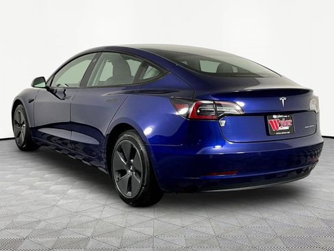 Used 2022 Tesla Model 3 Long Range AWD/4WD image 4