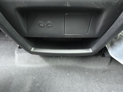 New 2026 Chevrolet Traverse LT w/ Sun and Wheel Package FWD image 25