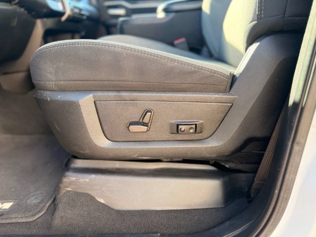 Used 2024 RAM 3500 Big Horn AWD/4WD image 17