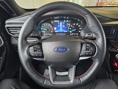 Used 2023 Ford Explorer ST-Line image 20