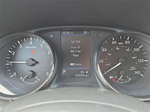 Used 2019 Nissan Rogue Sport SV image 21