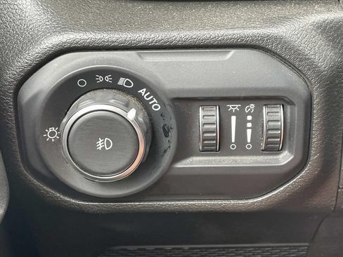 Used 2022 Jeep Wrangler Unlimited Sport AWD/4WD image 19