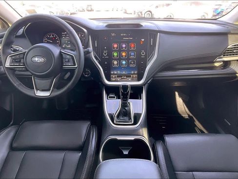 Used 2025 Subaru Outback Limited image 14