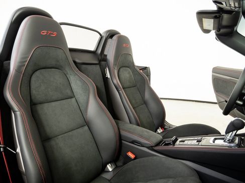 New 2025 Porsche 718 Boxster GTS image 18