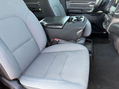 Used 2019 RAM 1500 Big Horn AWD/4WD image 11