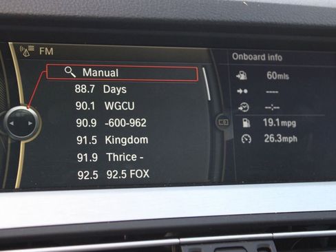 Used 2012 BMW 550i xDrive Sedan image 24