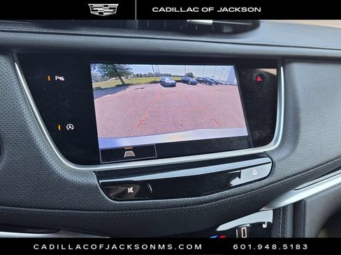 Certified 2025 Cadillac XT5 Premium Luxury FWD image 12