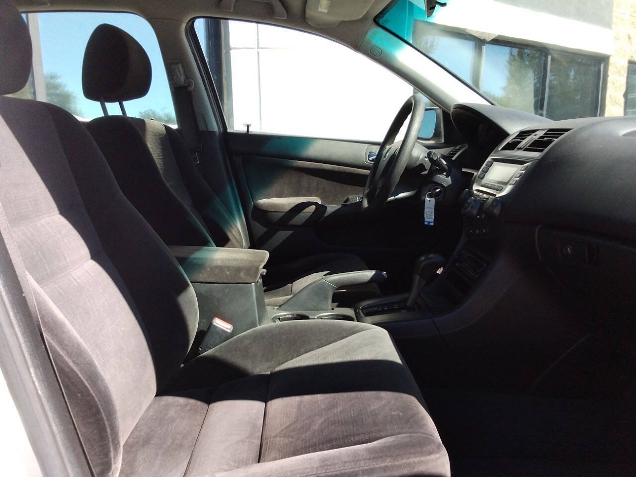 Used 2006 Honda Accord LX image 12