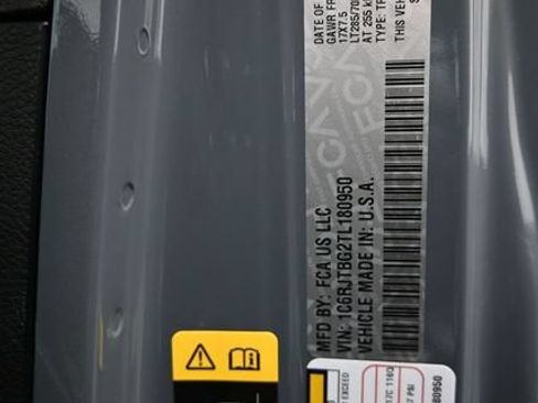 New 2026 Jeep Gladiator Rubicon AWD/4WD image 9