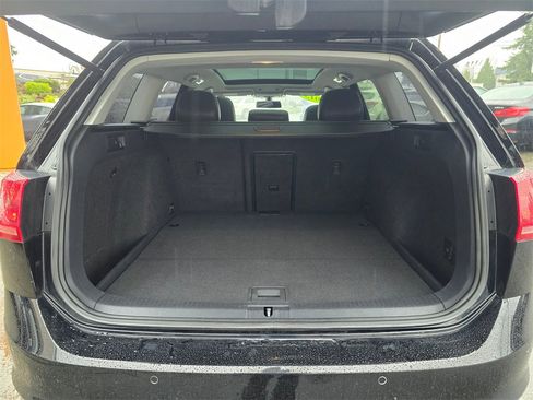 Used 2015 Volkswagen Golf TDI SEL w/ Lighting Package (SEL) image 17