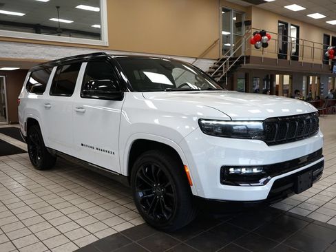 Used 2024 Jeep Grand Wagoneer L Series II w/ Quick Order Packagew 28T AWD/4WD image 24