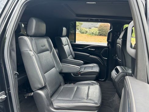 Used 2022 Cadillac Escalade ESV Sport w/ Touring Package AWD/4WD image 46