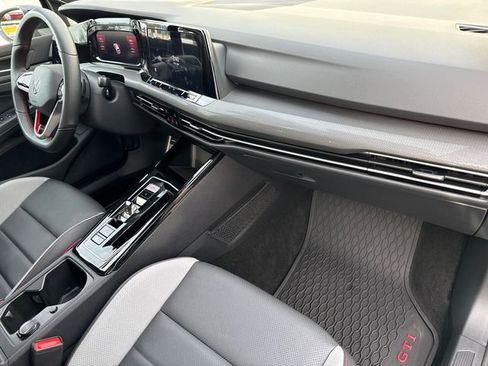 Used 2024 Volkswagen GTI Autobahn image 19