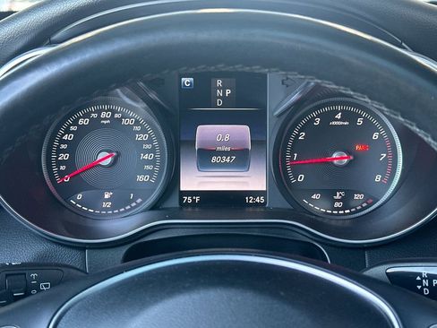 Used 2017 Mercedes-Benz GLC 300 image 25