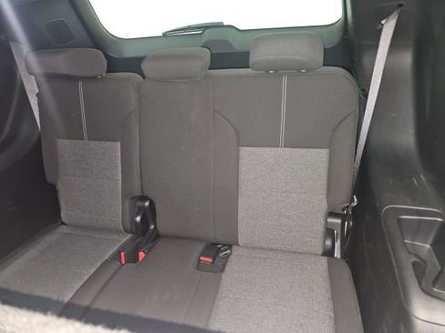 Used 2025 GMC Acadia Elevation image 6