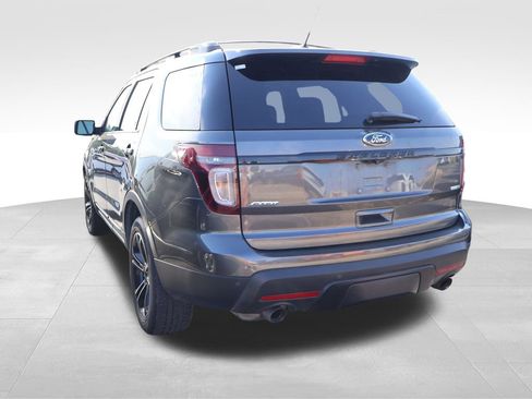 Used 2015 Ford Explorer Sport w/ Equipment Group 401A AWD/4WD image 21