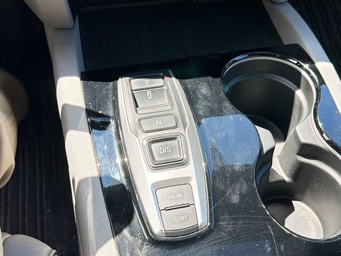 Used 2019 Honda Pilot Touring image 19