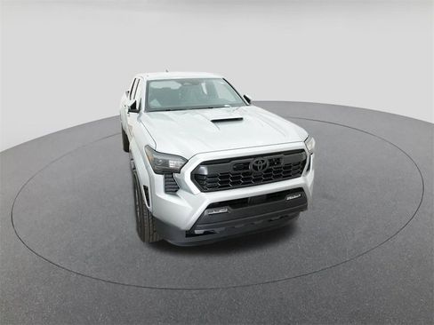 New 2025 Toyota Tacoma TRD Sport image 14