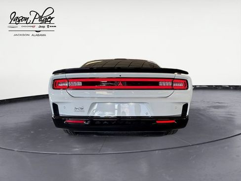 Used 2024 Dodge Charger Daytona Scat Pack w/ Plus Group AWD/4WD image 4