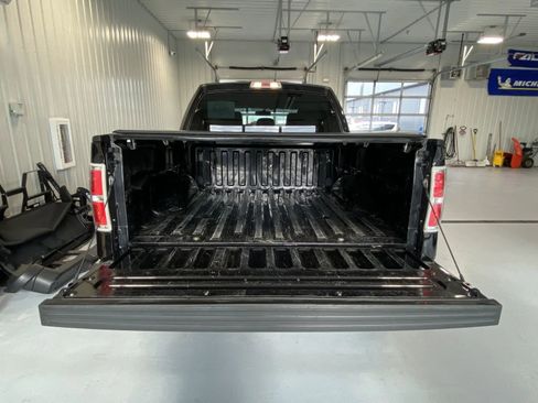 Used 2014 Ford F150 XLT w/ XLT Chrome Package AWD/4WD image 16