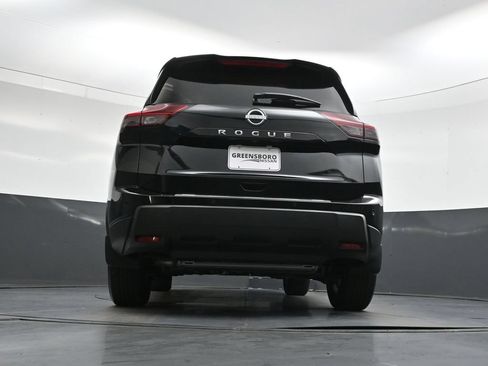 Certified 2026 Nissan Rogue SV FWD image 46