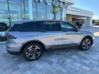 New 2025 Lincoln Nautilus Premier w/ Equipment Group 102A video 2