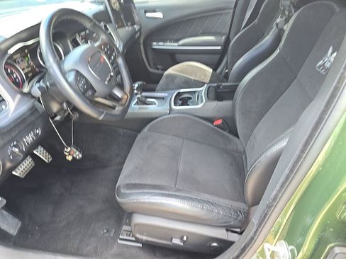 Used 2023 Dodge Charger Scat Pack RWD image 4