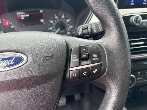 Used 2022 Ford Escape SE image 21