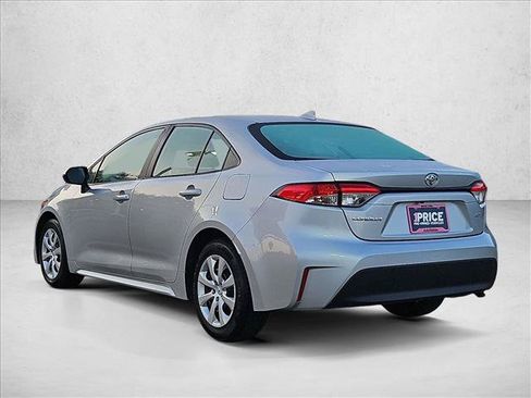 Used 2024 Toyota Corolla LE FWD image 8