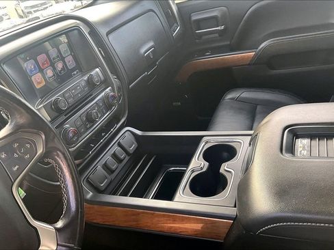 Used 2018 Chevrolet Silverado 1500 LTZ w/ Sport Package image 20