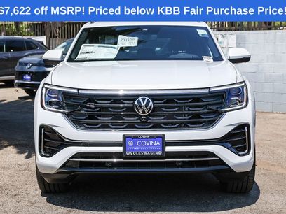 New 2025 Volkswagen Atlas Cross Sport SEL Premium R-Line
