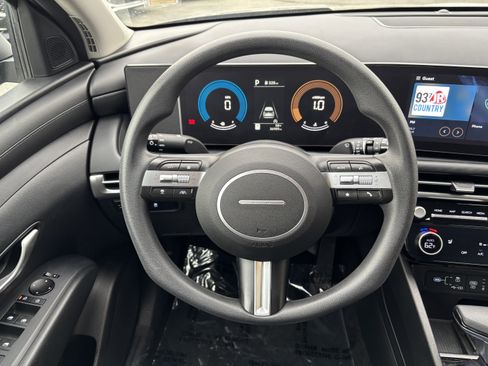 Used 2025 Hyundai Tucson SEL image 14