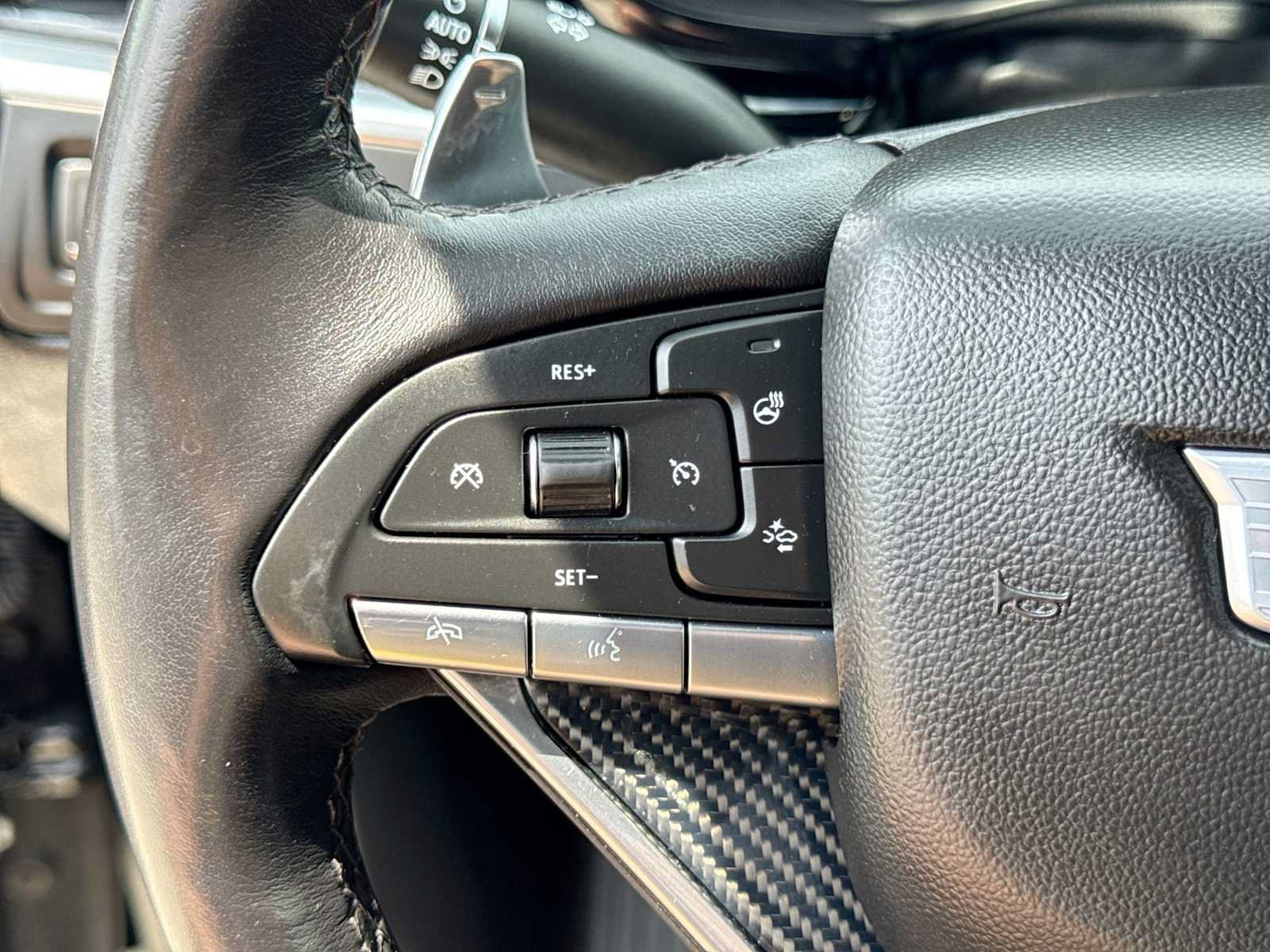 Used 2024 Cadillac XT6 Sport AWD/4WD image 25
