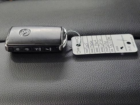 Used 2025 MAZDA CX-50 AWD 2.5 Hybrid w/ Premium Pkg image 27