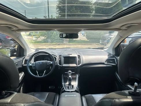 Used 2017 Ford Edge Sport w/ Equipment Group 401A AWD/4WD image 10