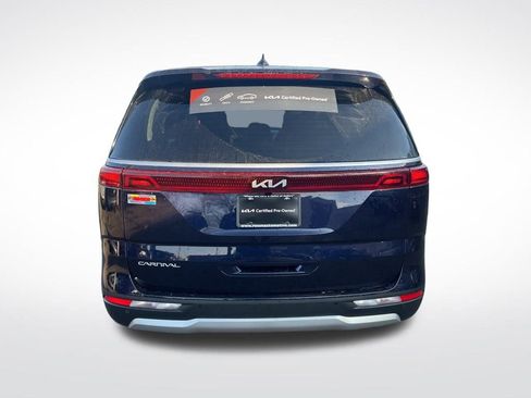 Certified 2024 Kia Carnival LX image 43