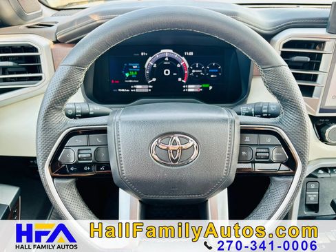 Used 2025 Toyota Sequoia Capstone AWD/4WD image 16