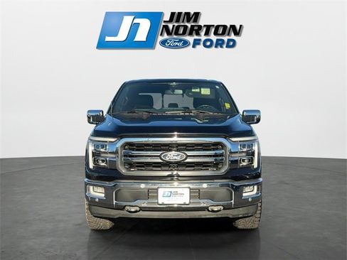 Used 2024 Ford F150 Lariat w/ FX4 Off-Road Package image 8