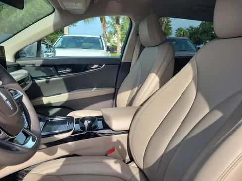 Certified 2022 Lincoln Nautilus FWD image 24