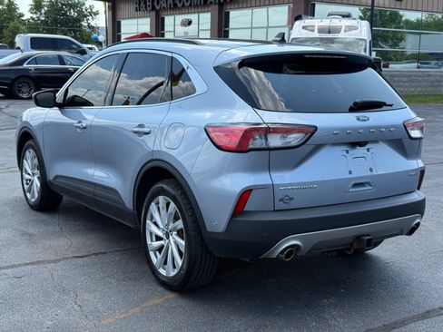 Used 2022 Ford Escape Titanium w/ Titanium Elite Package AWD/4WD image 6