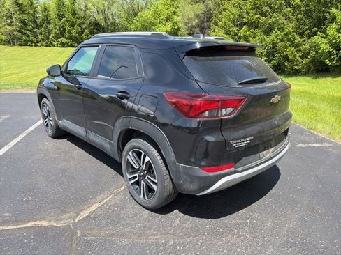 Used 2023 Chevrolet TrailBlazer LT FWD image 4