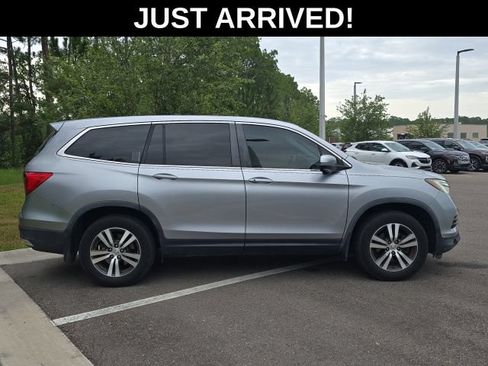 Used 2017 Honda Pilot EX-L image 3