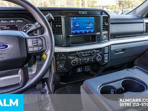 Used 2025 Ford F350 XLT image 32